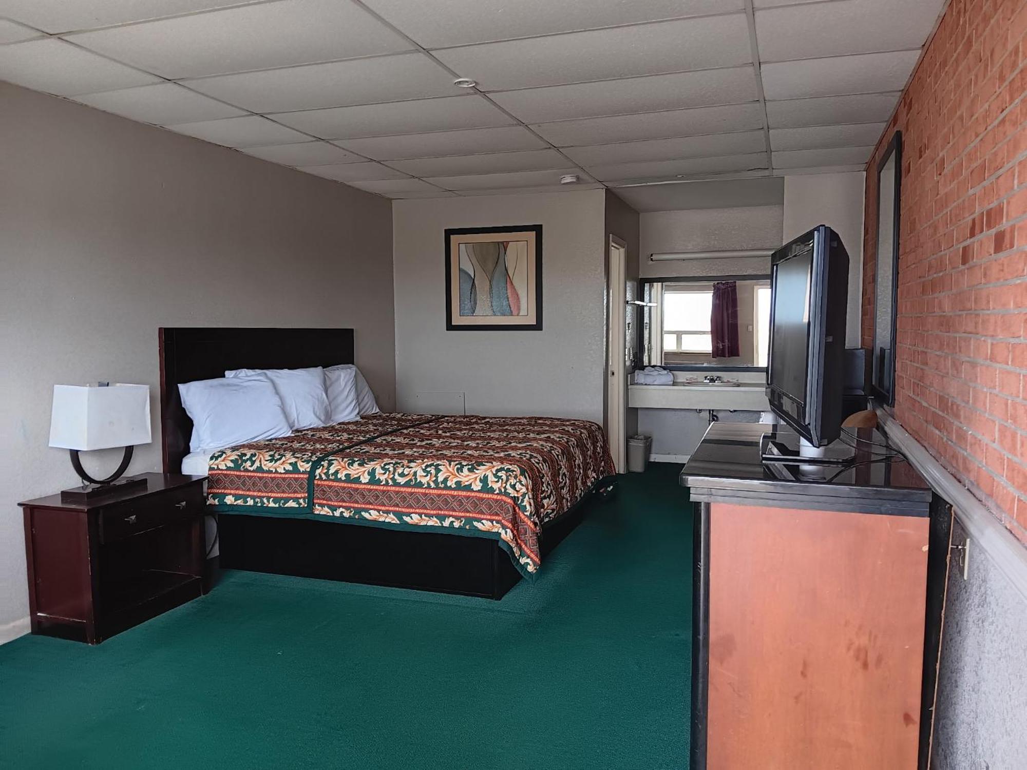 Oyo Sheldon'S Motel And Restaurant Keysville 外观 照片